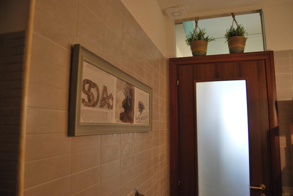 Spaccanapoli Bros. B&B Nápoles Quarto foto